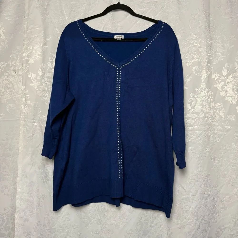⭐️AVENUE Studded V Neck Plus Size Sweater Size 18/20